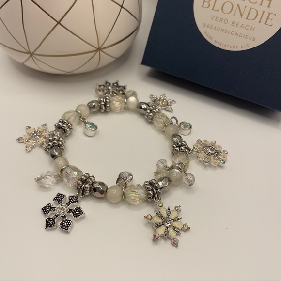 Snowflake Crystal Stretch Bracelet AB Aurora Borealis Rhinestones Linen ❄️💎 - Picture 8 of 11